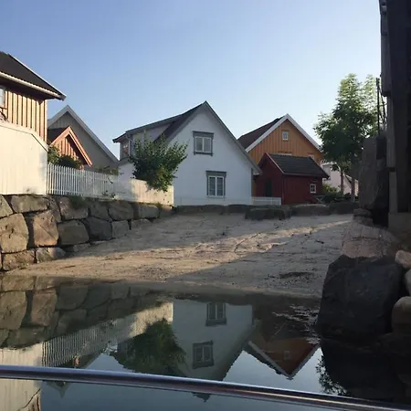 Idyllisk Sorlandshus Ferienhaus *