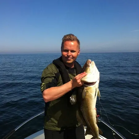 Idyllisk Sorlandshus בית נופש Risør