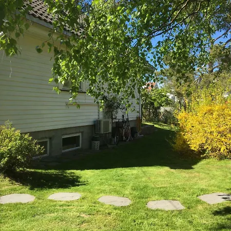 Holiday home Idyllisk Sorlandshus