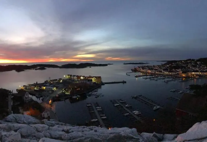 Idyllisk Sorlandshus 度假居